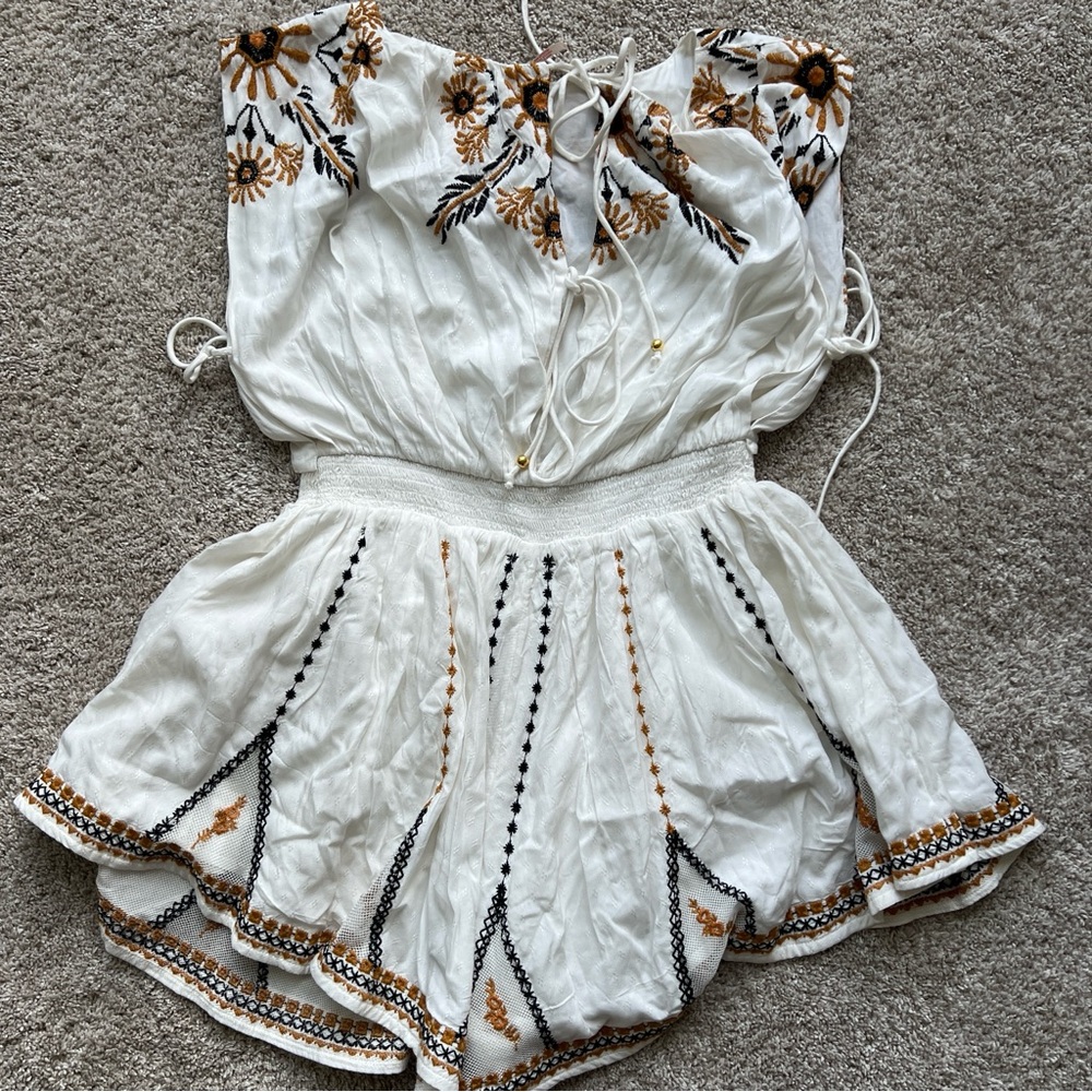 Free People White Embroidered Floral Romper - Picture 3 of 10